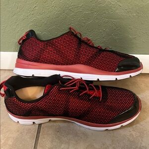 Stylish Red and Black Men's Sneakers